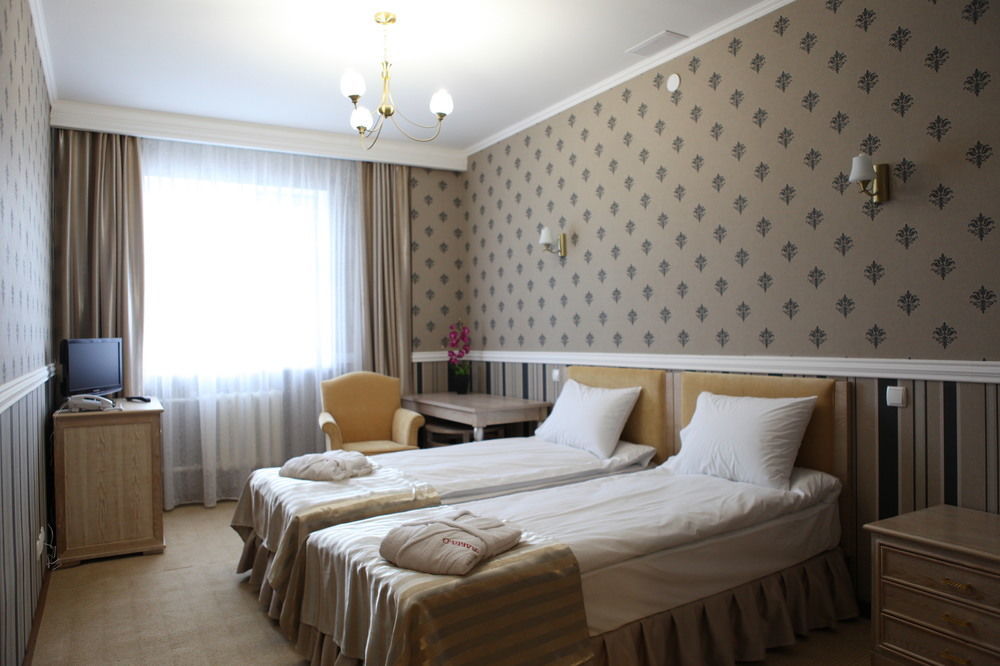 O Azamat Hotel Astana Eksteriør billede