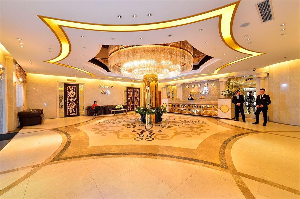 O Azamat Hotel Astana Eksteriør billede
